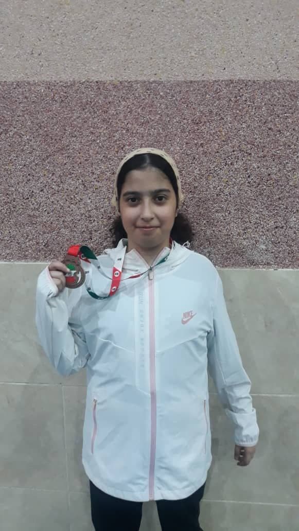باران عابدی مقام سوم نونهالان کشور در رشته شمشیر بازی